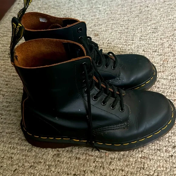 Doc martens - Picture 2 of 4